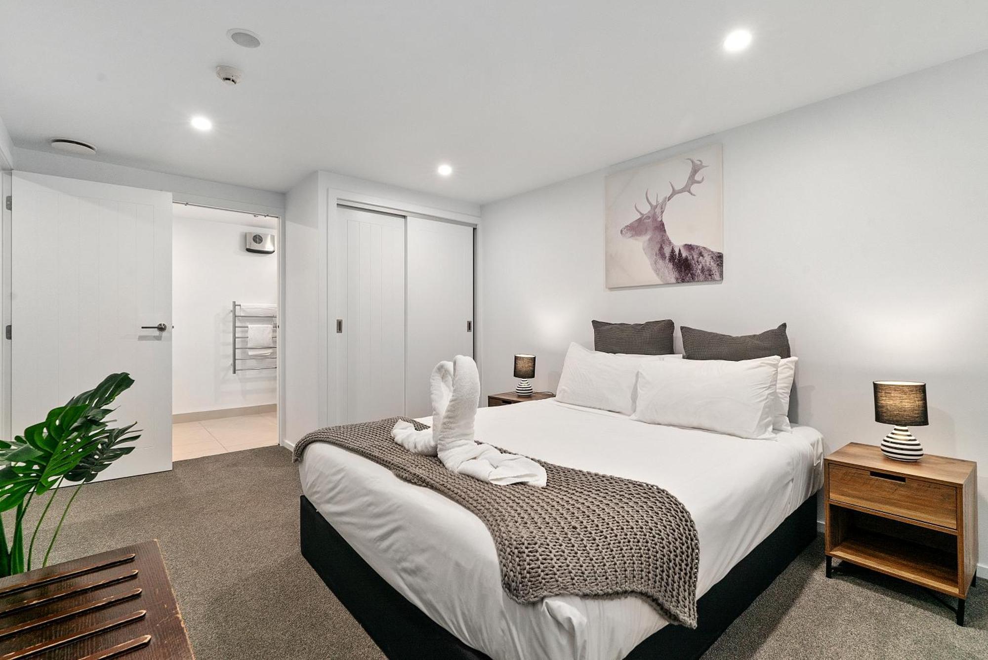 Lakeside Living - Modern 2-Bedroom Apartment Queenstown Exterior foto